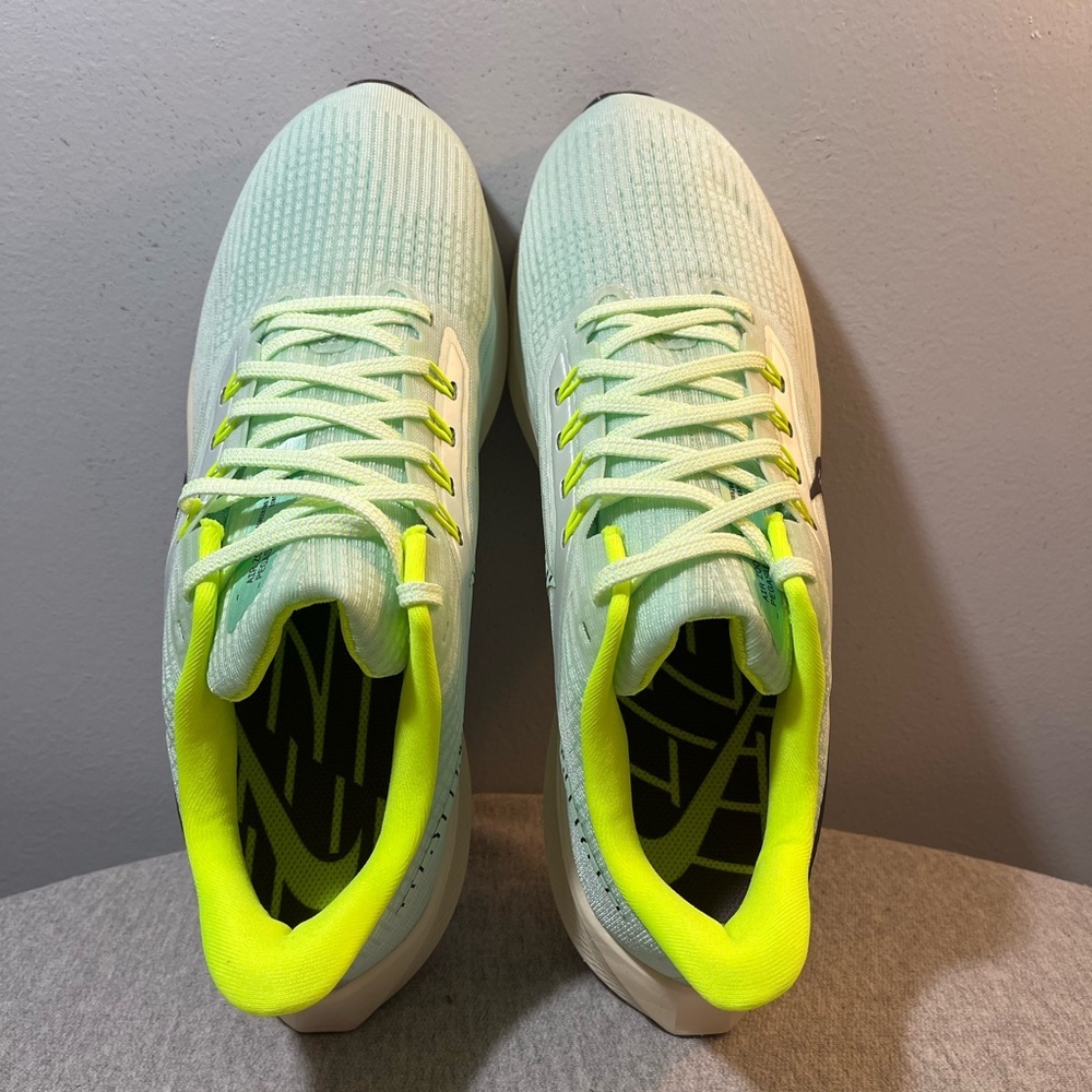 Nike Air Zoom Pegasus 39 Barely Green Running Men's Shoe Size 10 DH4071-301​ - Picture 8 of 11
